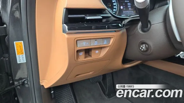 Genesis G80 Бензин 2.5 турбо AWD — Фото автомобиля 15