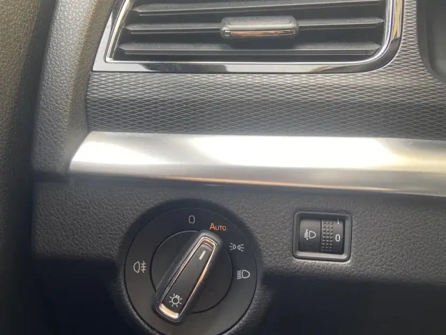 Škoda Kamiq 2023 Facelift 1.5L Auto Comfort Edition — Фото автомобиля 5
