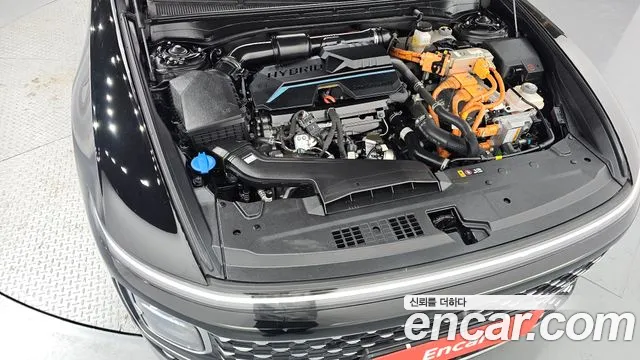 Hyundai Grandeur GN7 — Фото автомобиля 9