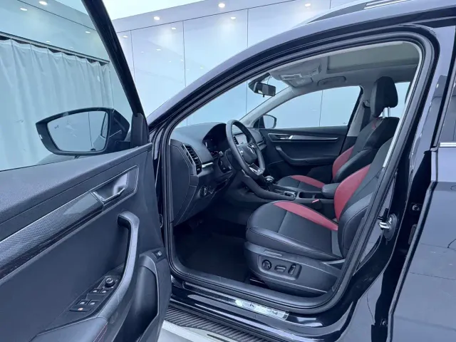 Skoda Karoq — Фото автомобиля 7