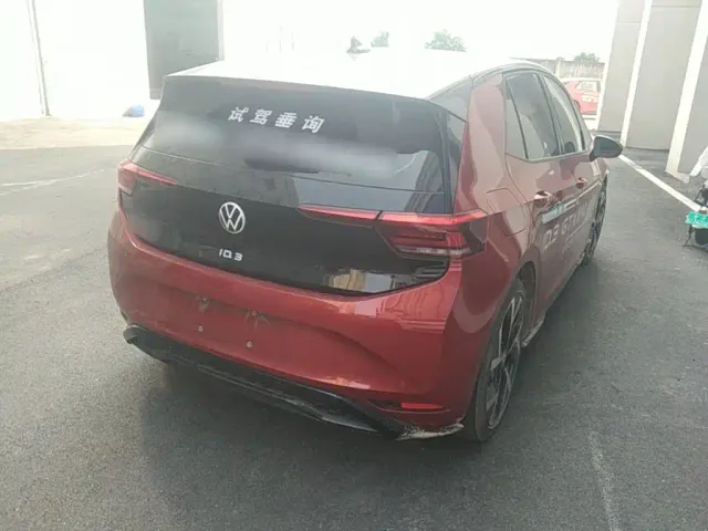 Volkswagen ID.3 — Фото автомобиля 6