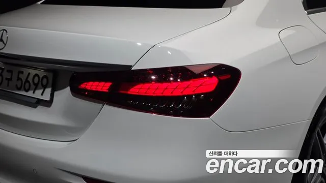 Mercedes-Benz E-Class W213 — Фото автомобиля 8