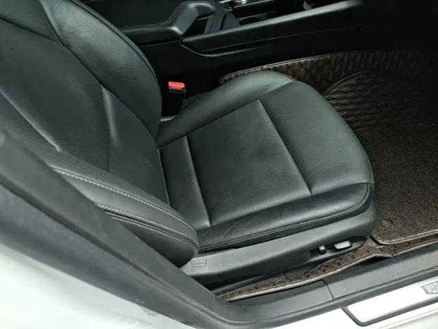 Cadillac CT5 — Фото автомобиля 24