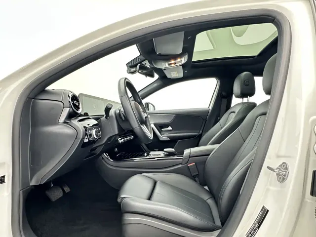 Mercedes-Benz A-Class — Фото автомобиля 4