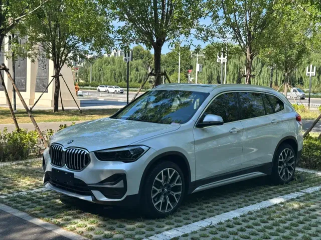 BMW X1 — Фото автомобиля 3