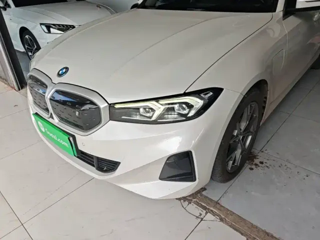 BMW i3 — Фото автомобиля 23