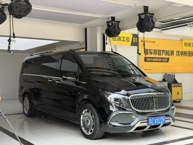 Mercedes-Benz V-Class — Фото автомобиля 2