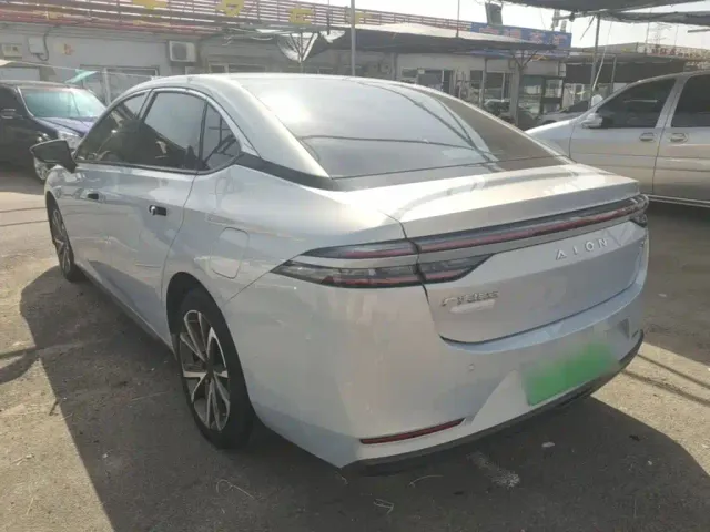 GAC Aion S Plus — Фото автомобиля 4