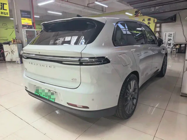 Leapmotor C10 — Фото автомобиля 8