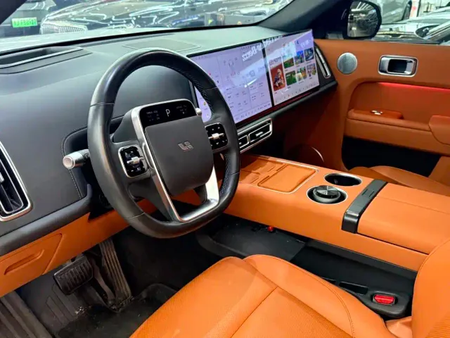Li Auto L7 — Фото автомобиля 7