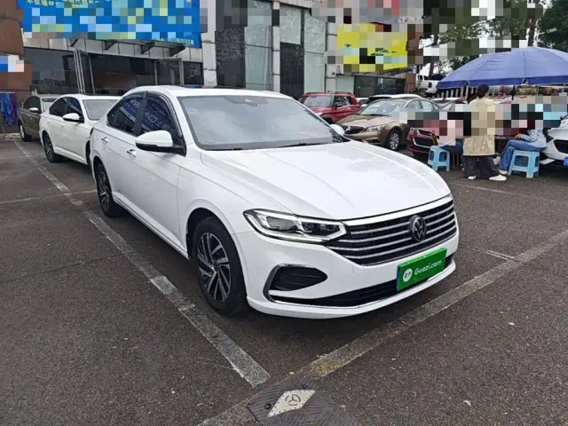 Volkswagen Lavida — Фото автомобиля 3