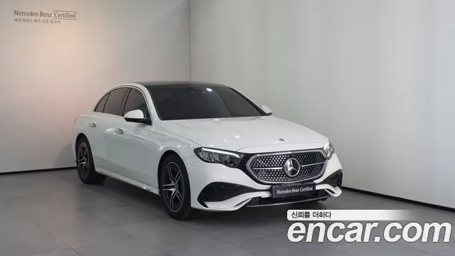 Фотография автомобиля — Mercedes-Benz E-Class