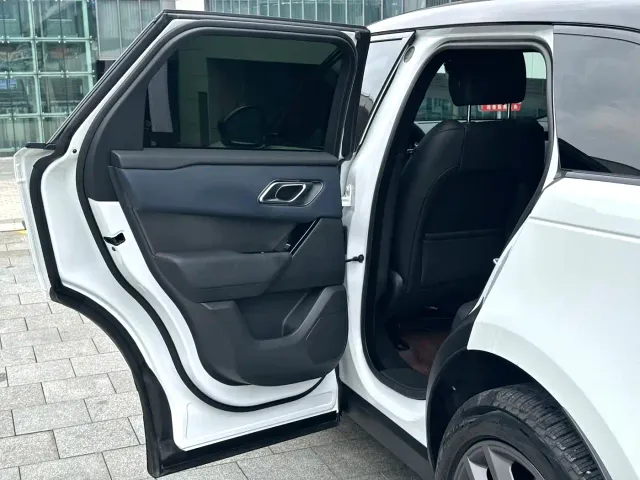 Land Rover Range Rover Velar — Фото автомобиля 10