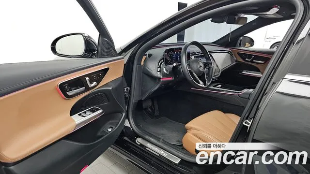 Mercedes-Benz E-Class W214 — Фото автомобиля 10