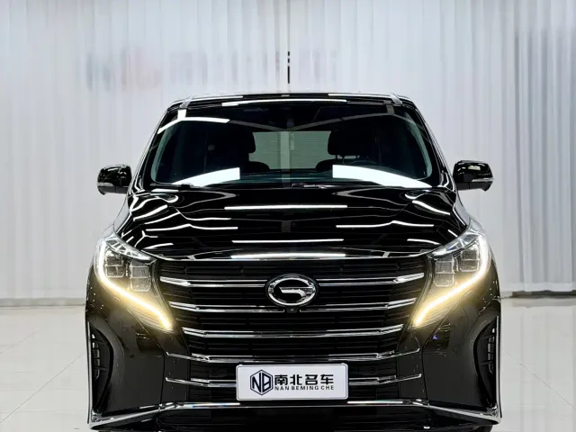 GAC Trumpchi Trumpchi M8 2023 Leading Series 390T Prestige Edition — Фото автомобиля 2
