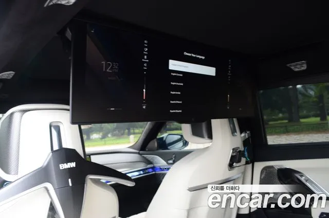 BMW i7 — Фото автомобиля 17