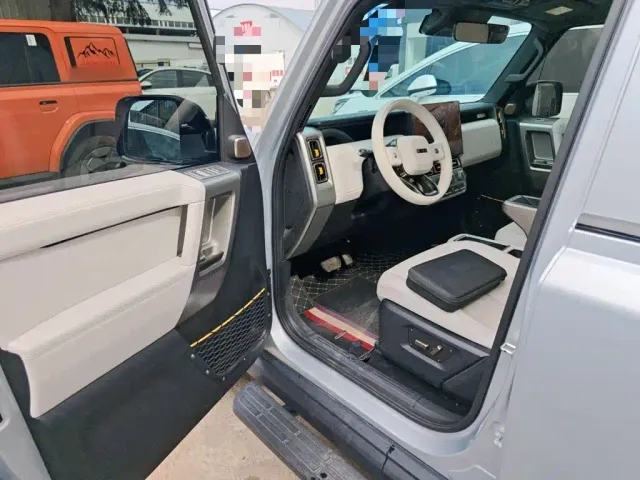 iCAR V23 — Фото автомобиля 12