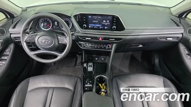 Hyundai Sonata Sonata (DN8) 2.0 LPG(Для проката) — Фото автомобиля 7
