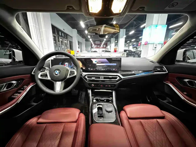 BMW 3 Series — Фото автомобиля 10