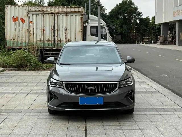 Geely Emgrand — Фото автомобиля 2