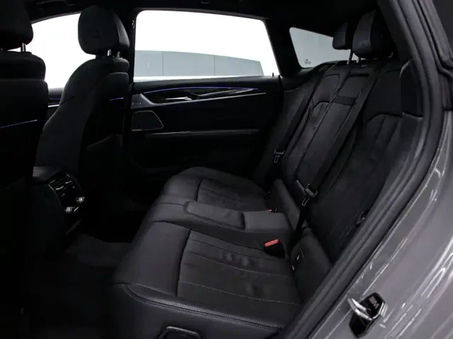 BMW 6 Series Gran Turismo — Фото автомобиля 17