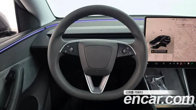 Tesla Model Y — Фото автомобиля 13