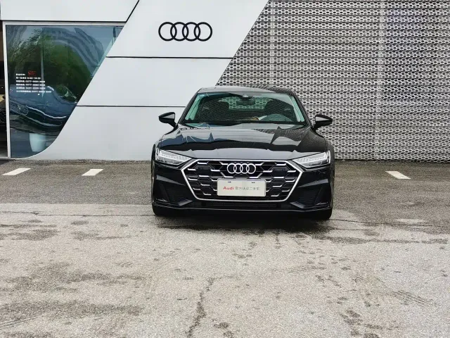 Audi A7 — Фото автомобиля 2