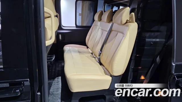 Hyundai Staria Staria Карго 5 мест — Фото автомобиля 10