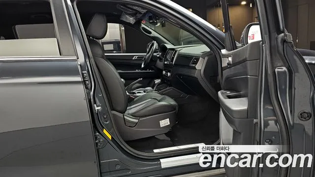 KG_Mobility_Ssangyong Rexton Новый Rexton Sport Дизель 2.2 2WD — Фото автомобиля 11
