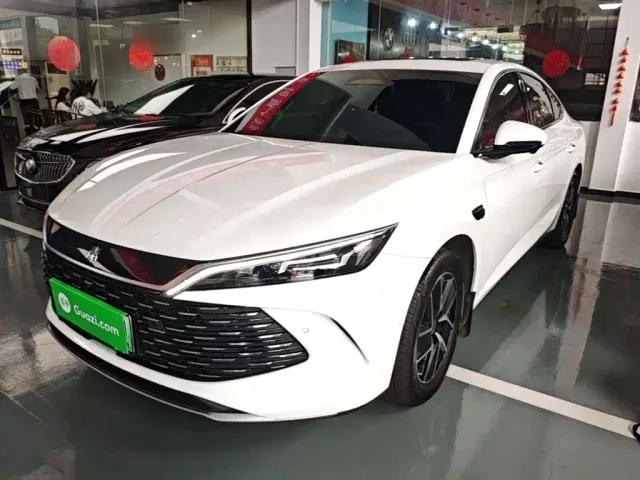Фотография автомобиля — BYD Qin L