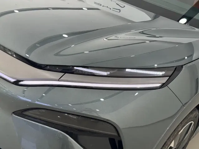 BYD Tang L — Фото автомобиля 3