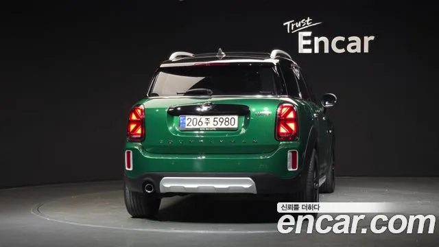 Mini Countryman — Фото автомобиля 4