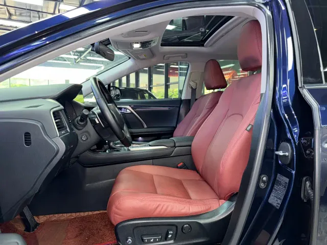 Lexus RX — Фото автомобиля 15