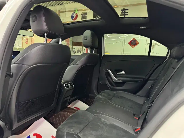 Mercedes-Benz A-Class — Фото автомобиля 6