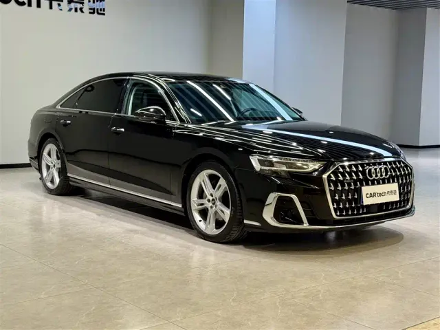 Audi A8 — Фото автомобиля 2
