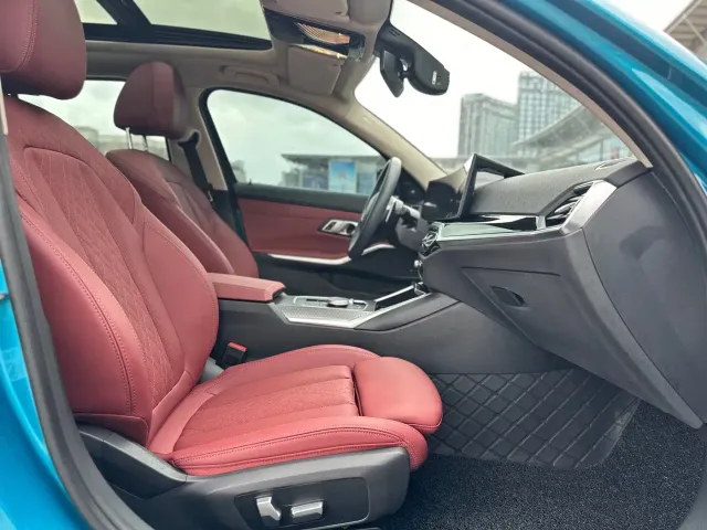 BMW 3 Series — Фото автомобиля 10