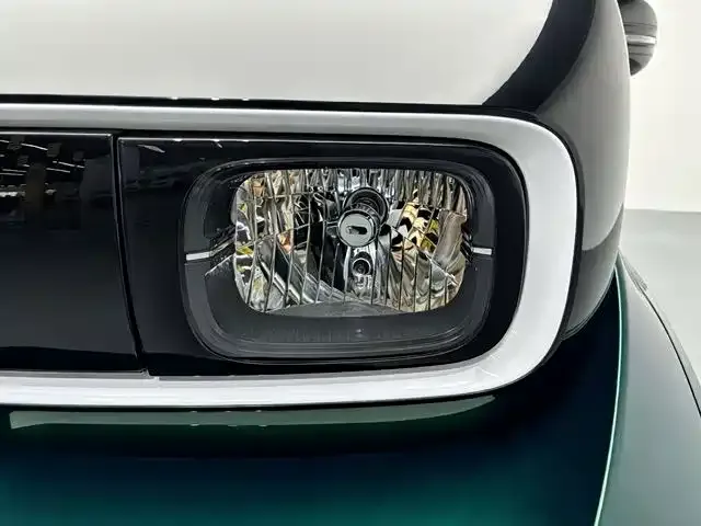 Baojun KiWi EV — Фото автомобиля 18