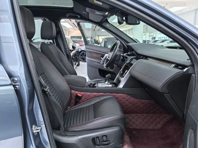 Land Rover Discovery Sport — Фото автомобиля 12