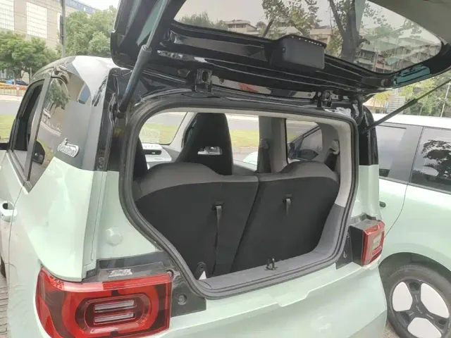 Wuling Hongguang Mini EV — Фото автомобиля 18