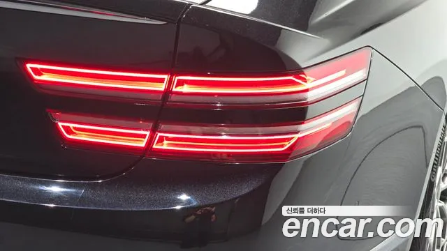 Genesis G80 Бензин 2.5 турбо 2WD — Фото автомобиля 20