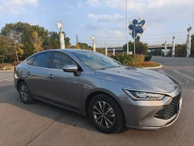 BYD Qin PLUS — Фото автомобиля 3