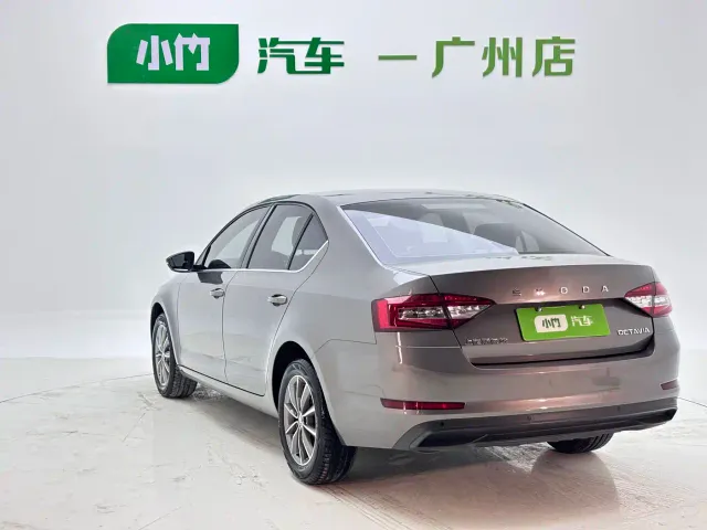 Skoda Octavia — Фото автомобиля 4