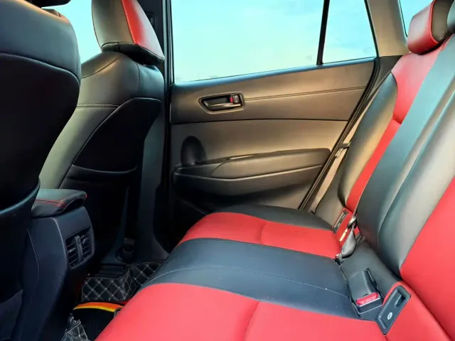 Toyota Corolla Cross — Фото автомобиля 5