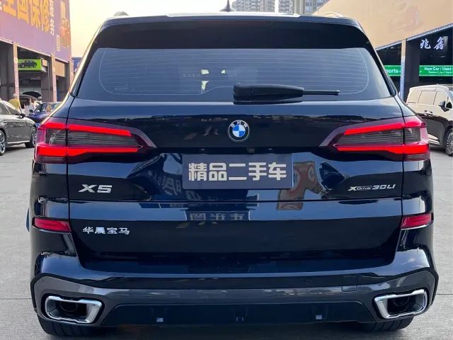 BMW X5 — Фото автомобиля 5