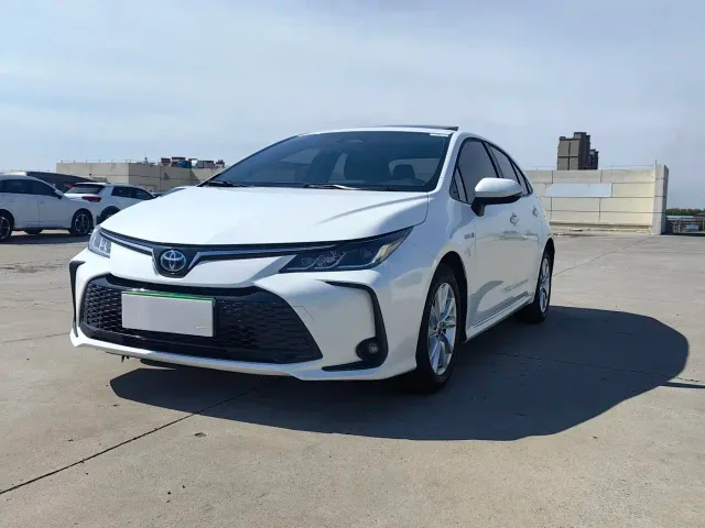 Фотография автомобиля — Toyota Corolla