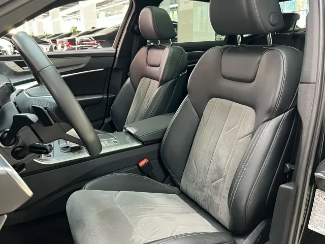 Audi A6L — Фото автомобиля 9
