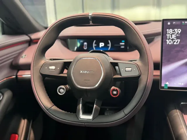 Xiaomi SU7 — Фото автомобиля 9