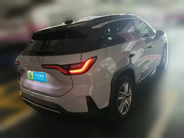 Nio ES6 — Фото автомобиля 2