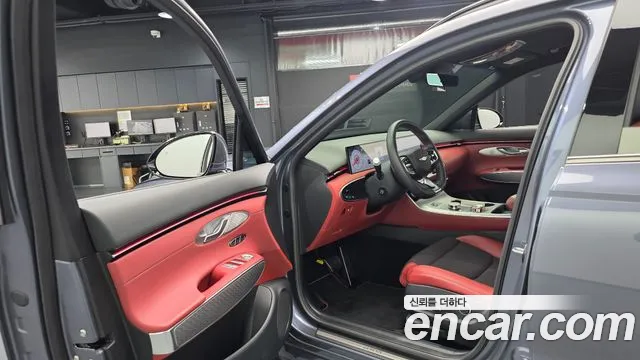 Genesis GV70 — Фото автомобиля 15