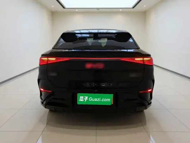 BYD Sealion 07 EV — Фото автомобиля 5